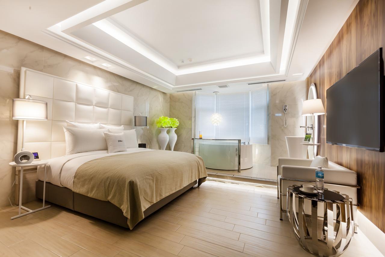 Six Star Motel-Taoyuan Exterior photo